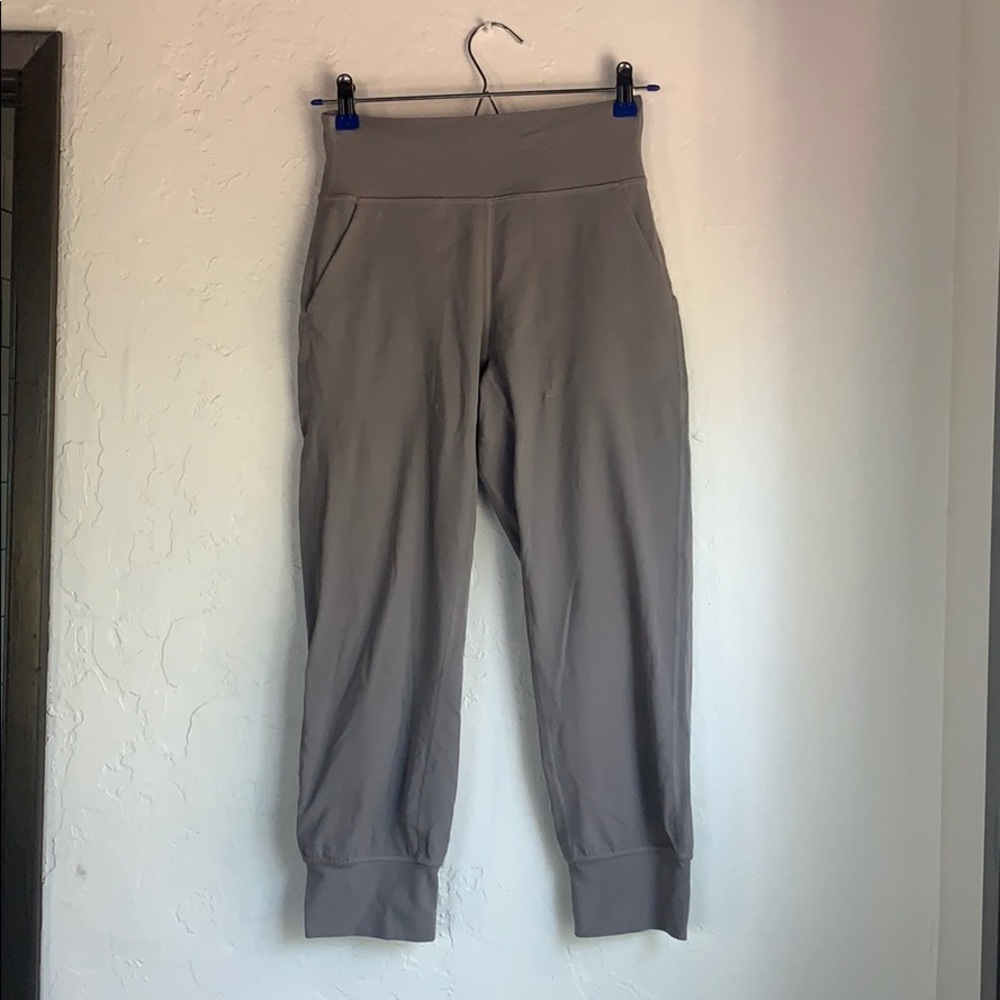 lululemon Crop Align Jogger 23”